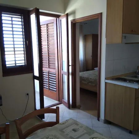 Zvonko Ortulan Apartment